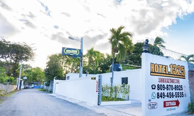Bocacanasta Casa | Hotel.1325 A 2 Minutos De La Playa Cómodo y Seguro, En Bani Republica Dominicana