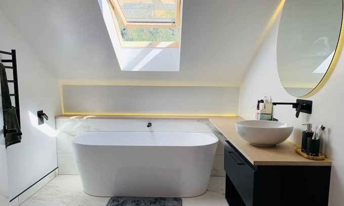 Kingston Casa | Stylish Alpine house in Kingston.