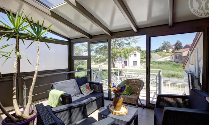 Chambles Cabaña | Gite Chambles, 2 bedrooms, 6 persons