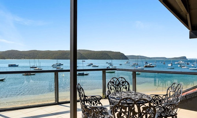 Palm Beach Casa | Palm Retreat by Palm Beach Holiday Rentals