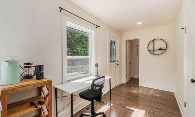Grandview Casa | Entire home in Grandview, Missouri, United States
