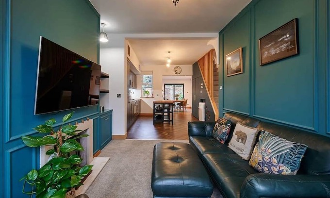 Liverpool Casa | Host & Stay | 19 Garswood
