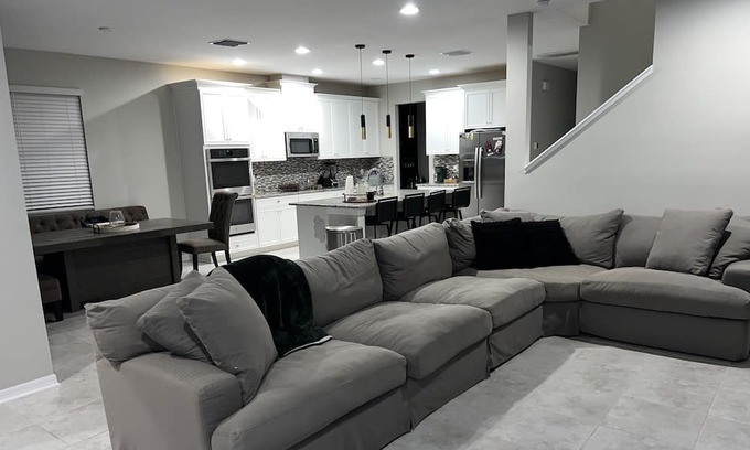 Zephyrhills Casa | Enough bathrooms for everyone. Home in a central location!