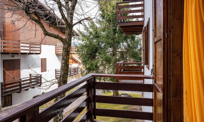 Cesuna di Roana Apartamento | Apartment 'Home Sweet Home' with Mountain View, Balcony and Wi-Fi