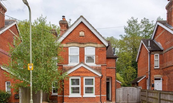 Andover Casa | Executive Victorian House