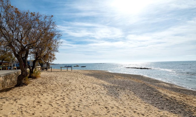 Torre Ovo Apartamento | Apartment 'Casa Vacanze Le Barche Due' with Private Terrace and Air Conditioning