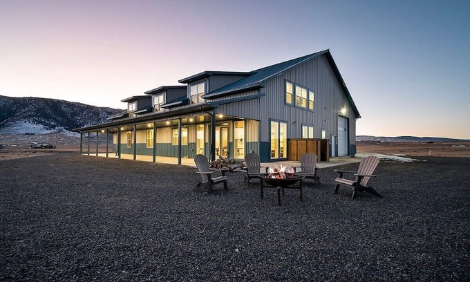Laramie Casa | Explore Lake Hattie's Baccus Ranch On 40 Acres