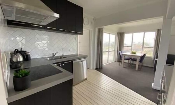 Foxton Beach Casa | Hook, Wine and Sinker Foxton Beach