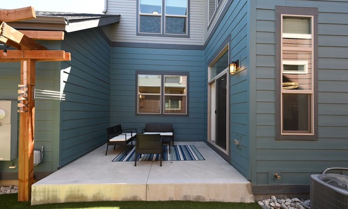 Northfield Casa | STAPLETON LUXURY RENTAL HOUSE