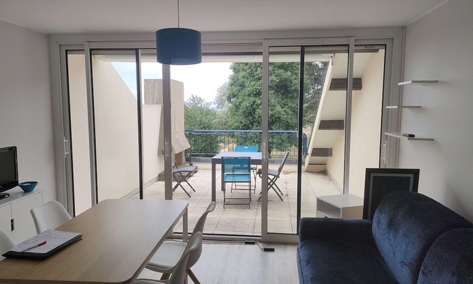 Arzon Apartamento | A Louer Appartement T1bis Terrasses de Kerjouanno vue mer