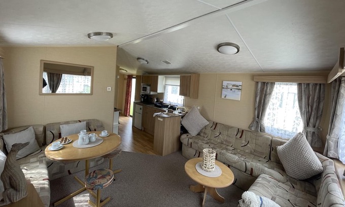 Clacton-on-Sea Chalet De Esquí | Lovely 2 Bed Chalet in Clacton-on-Sea
