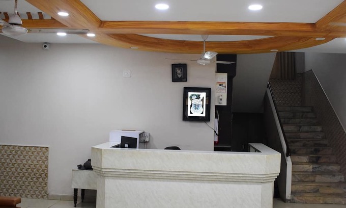 Dwarka Hotel | Hotel Gokul - Dwarka