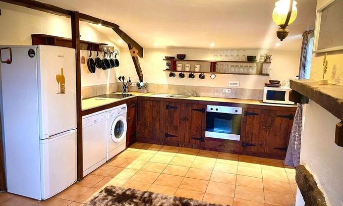 Lohuec Casa | Idyllic Country Cottage with Magnificent Views & Hot Tub