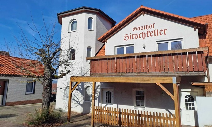 Jebenhausen Casa | Gasthof Hirschkeller