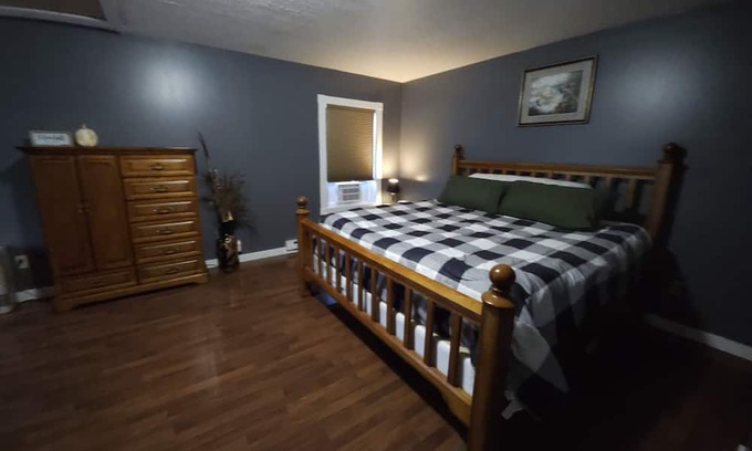 Alexandria Bay Casa | Camerons on the Creek,your next vacation getaway in the 1000 Islands!