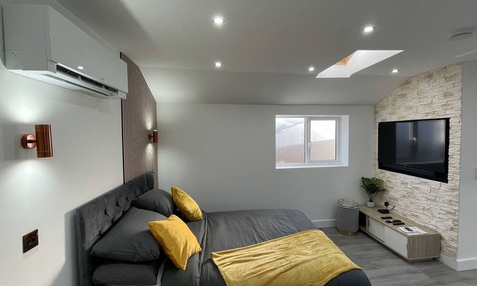 Hamworthy Casa | Private Luxury By The Sea