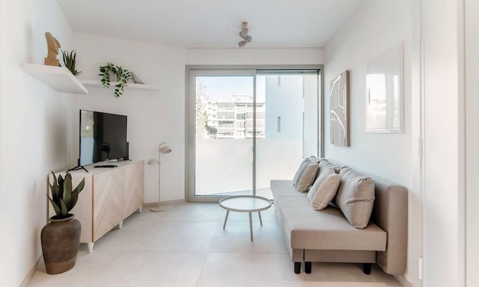 Massagno Apartamento | Modern apartment just minutes from the station (Kristall 9)