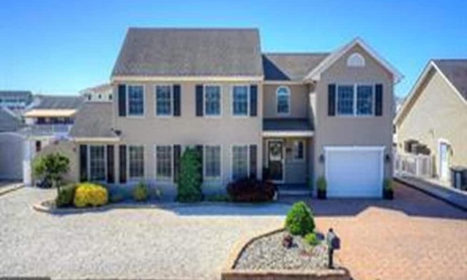 Beach Haven West Casa | Beautiful Lagoon Front