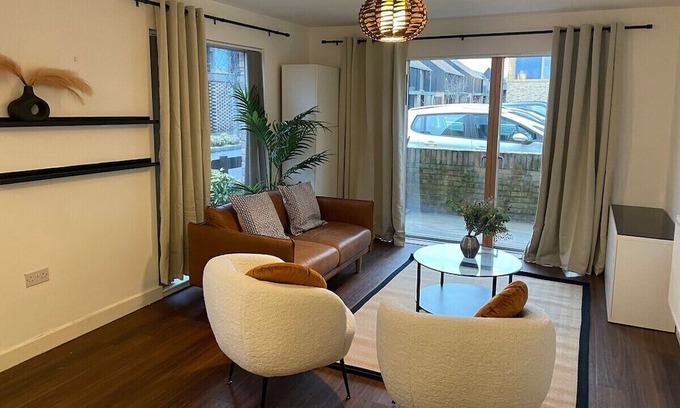 Trumpington Apartamento | Superior Cambridge Apartment-King Bed nr Hospitals