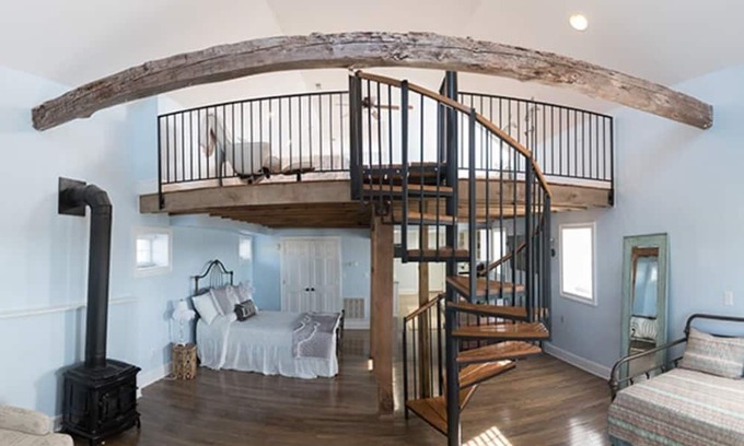 Forest Cabaña | Charming Stable Cottage Located on West Manor Estate
