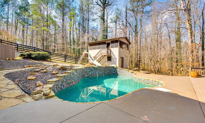 Canton Casa | Canton Home w/ Private Pool + Screened Patio!