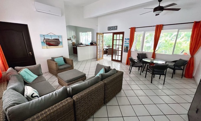 Contadora Island Casa | Island Garden villa - 3 bedroom, cozy and spacious