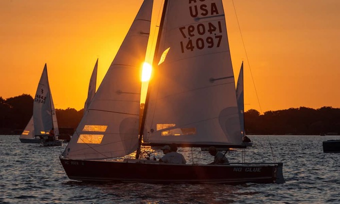 Keego Harbor Condominio | Pure Michigan Staycation!