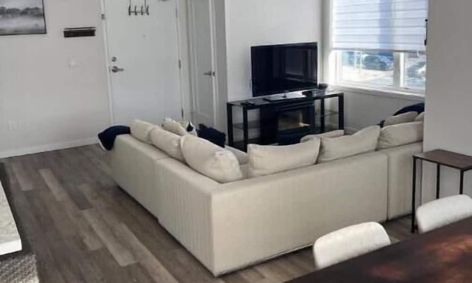 Aurora Casa | Aurora Townhouse with Rooftop