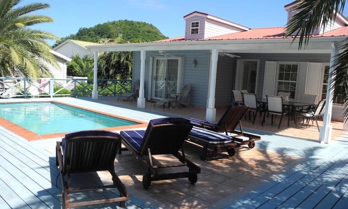 Jolly Harbour Villa | Three Bed Villa in Harbour View with Private Pool Set In Tropical Gardens.