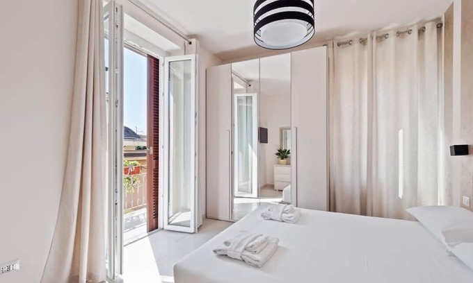 Segnano Apartamento | Vrbo Property