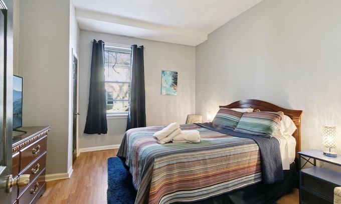 Newport News Apartamento | This duplex is a 1 bedroom(s), 1 bathrooms, located in Newport News, VA.