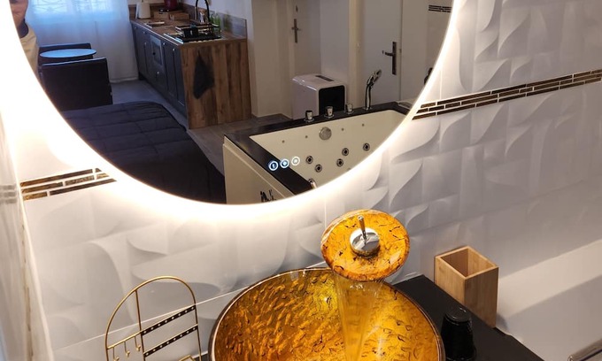 Saint-Assiscle Apartamento | Studio Romantique Avec Jacuzzi