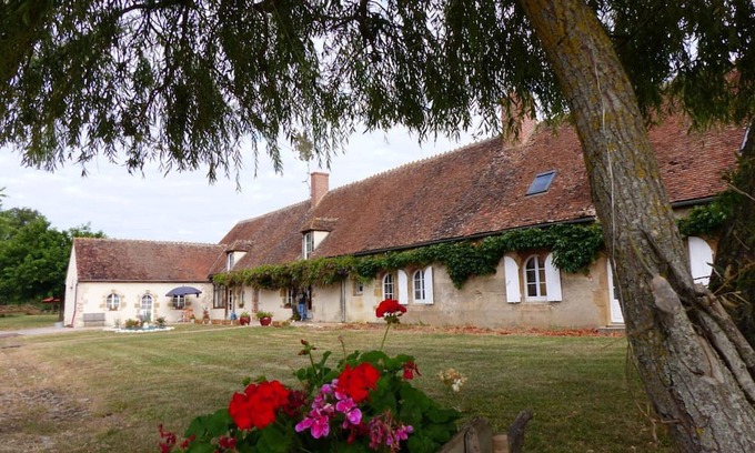 Lurcy-Levis Cabaña | Gite Lurcy-Lévis, 2 bedrooms, 6 persons