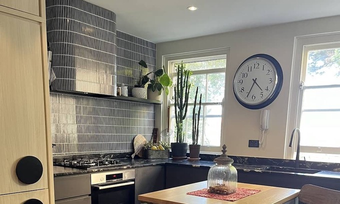 Cremorne Apartamento | Peaceful ground floor oasis | Minutes to fabulous harbor bays & views