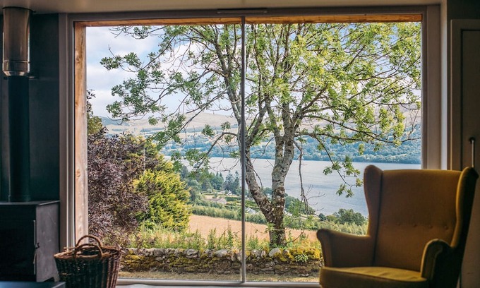 Fearnan Cabaña | 2 bedroom accommodation in Fearnan, near Aberfeldy