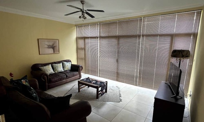 Three Rivers Apartamento | Ripplewood - Entire Condo in Vereeniging