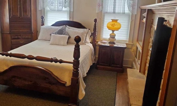 Patton Cama Y Desayuno | The Miners' Lodge