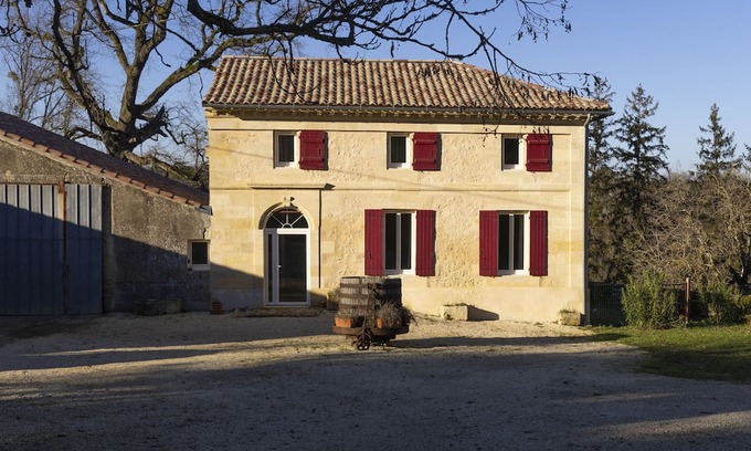 Naujan-et-Postiac Casa | Vrbo Property