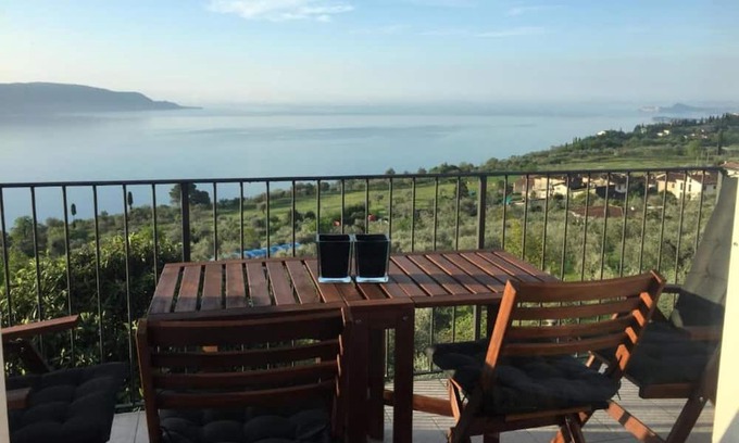 Gaino Apartamento | Apartment 'Franka' with Lake View, Shared Garden and Wi-Fi