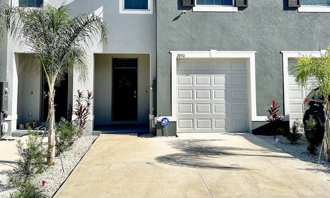 Zephyrhills Casa | Luxury single family townhouse with patio and pool. ; next to Premium Outlets