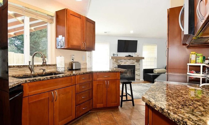 Mill Plain Casa | Cascadia Comfort Home on 166th #42006