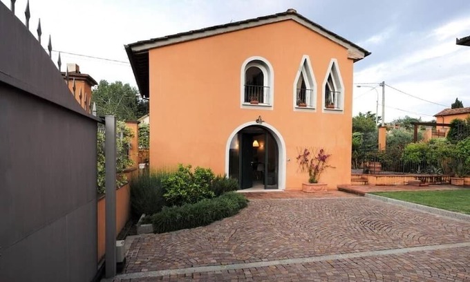 Uzzano Casa | Vrbo Property