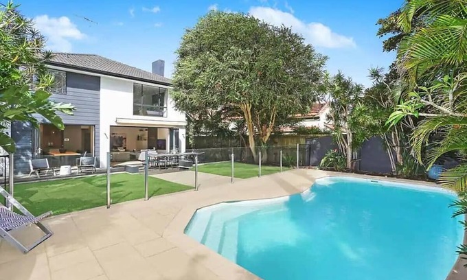 Rose Bay Casa | Spacious family house in delightful Rose Bay.