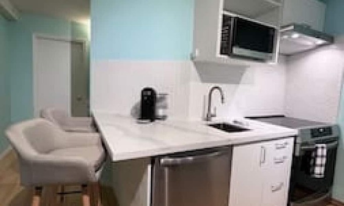 Whistler Creekside Cabina | WHI-MPL113 Whistler Creekside Gem: 1BR