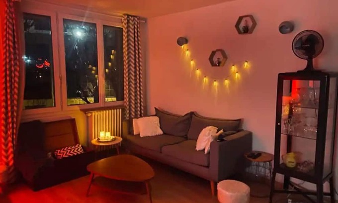 Louis Bertrand-Mirabeau-Semard Apartamento | Vrbo Property