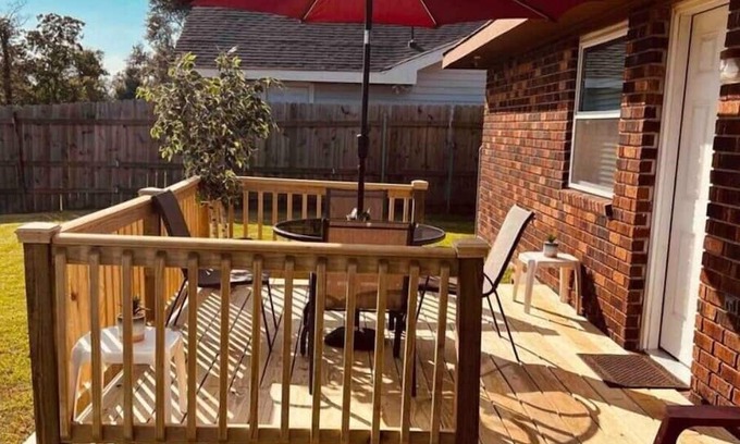 Luling Casa | The Cozy Corner