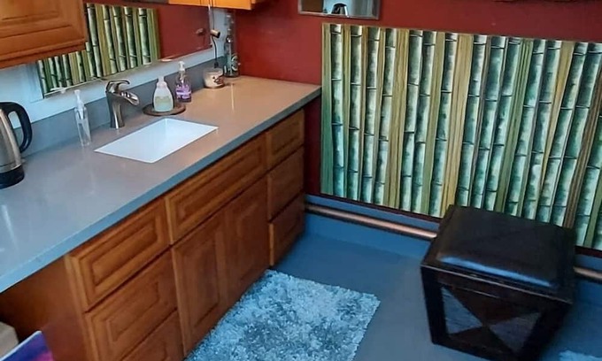 Westside Costa Mesa Casa | Near Beach 2 bedroom 2 bath with jacuzzi and large entertainment backyard