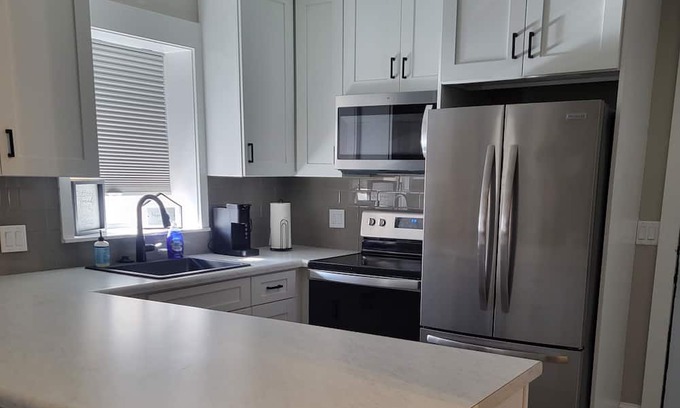Richmond Apartamento | Recently remodeled Apartment central location