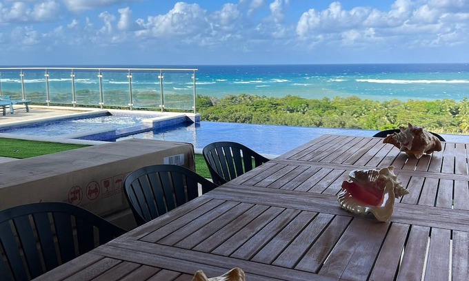 Camp Bay Casa | Casa Blanca Camp Bay Estates - Enjoy the serene quiet East End of the island.
