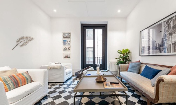 Embajadores Apartamento | Stylish & centric- 2Bd 2Bth- Magdalena